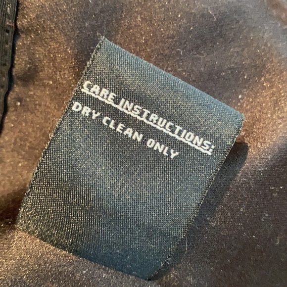 Jones New York || Removable Hood and Liner Coat/Jacket/Rain; Size 2 - Picture 15 of 17